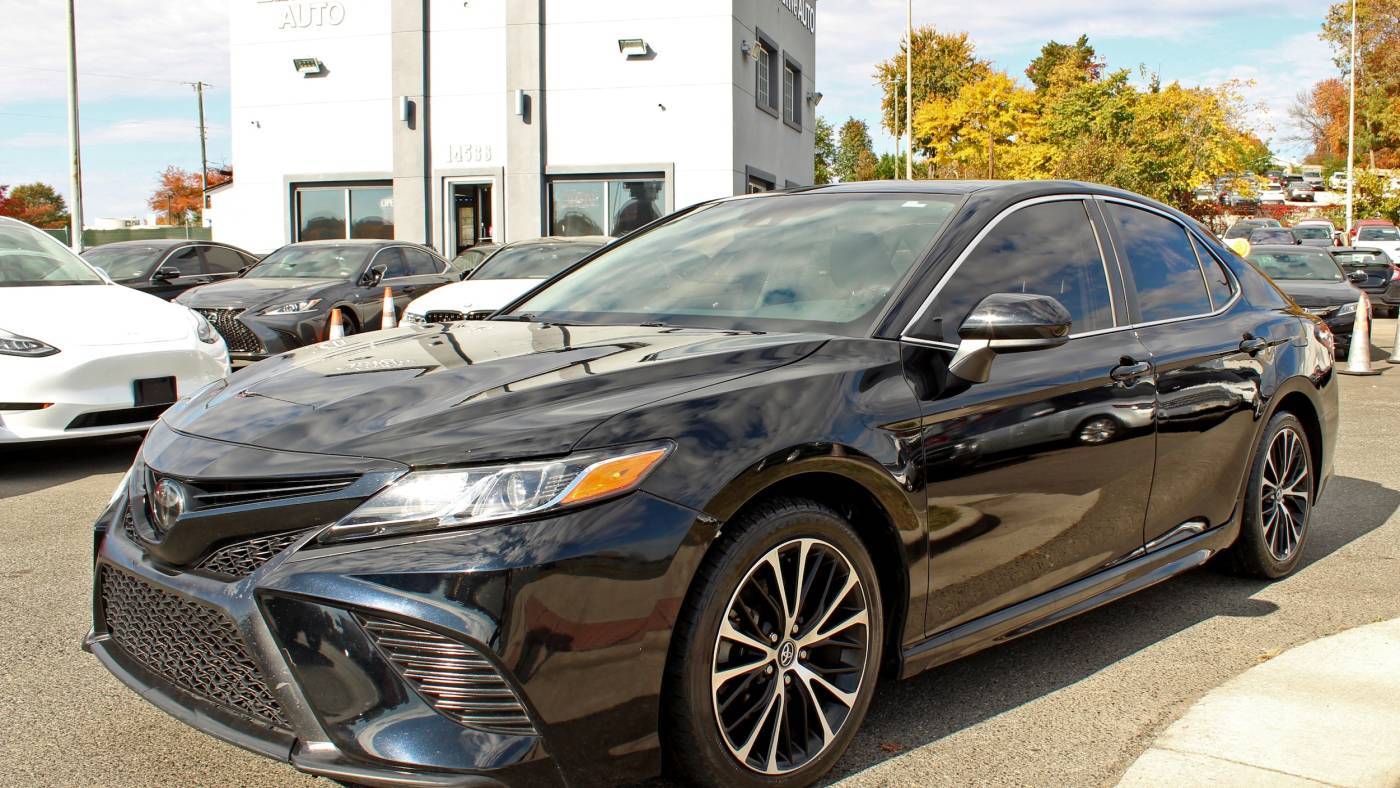 2019 Toyota Camry SE — Sedan — 79,600 mi — Woodbridge, VA