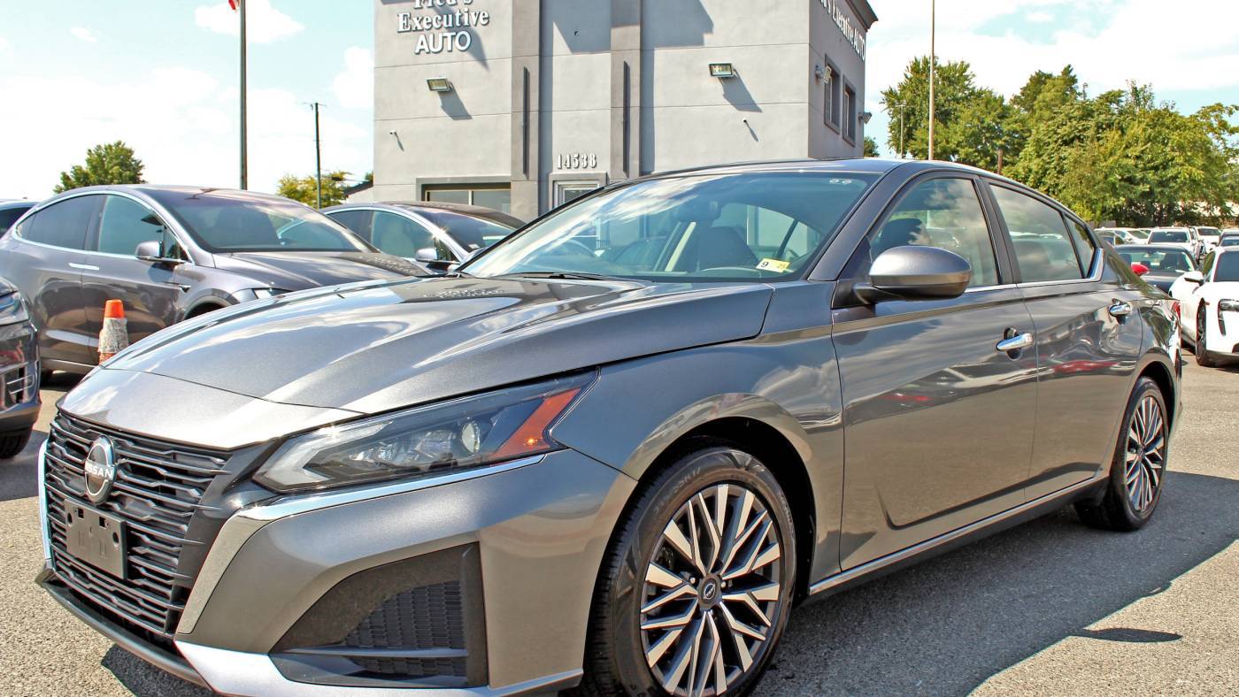 2023 Nissan Altima SV — Sedan — 35,000 mi — Woodbridge, VA