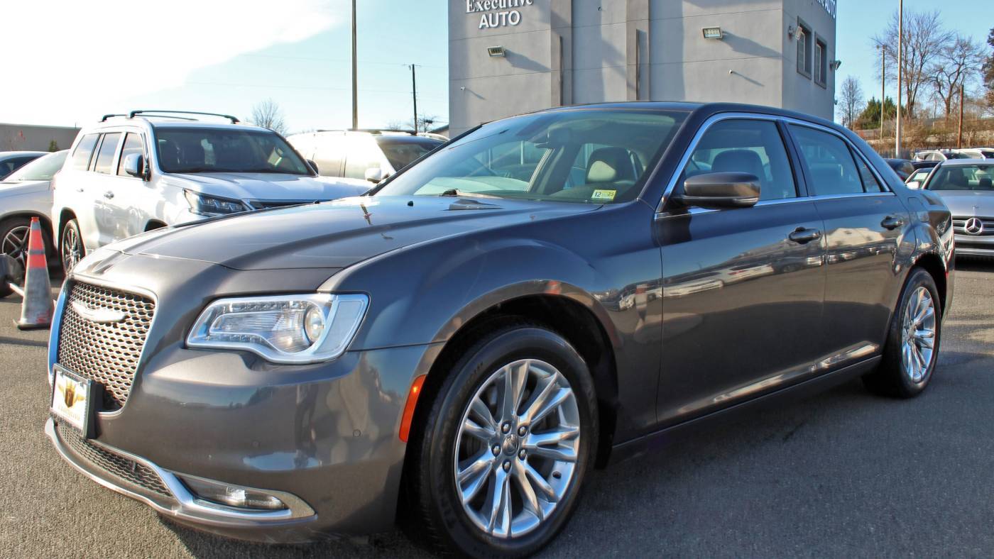 2021 Chrysler 300 Touring L — Sedan — 19,000 mi — Woodbridge, VA