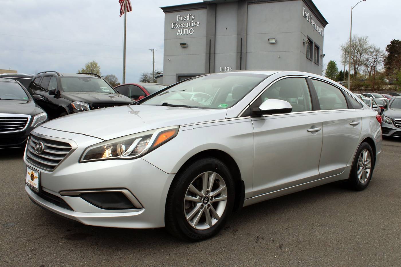 2017 Hyundai Sonata SE — Sedan — 25,700 mi — Woodbridge, VA