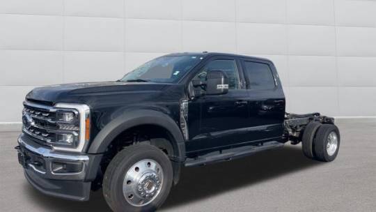2023 Ford Super Duty F-550 Chassis Cab LARIAT — Chassis Cab Truck — 6,300 mi — Fall River, MA