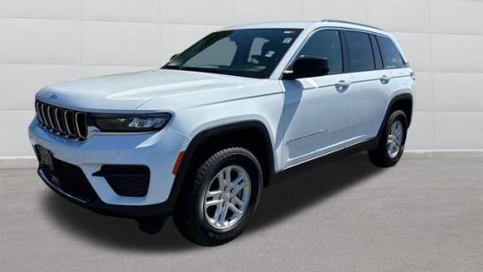 2023 Jeep Grand Cherokee Laredo — SUV — 25,140 mi — Fall River, MA