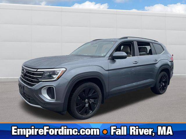 2024 Volkswagen Atlas SE with Technology — SUV — 38,400 mi — Fall River, MA