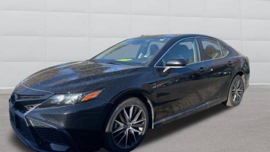 2022 Toyota Camry SE — Sedan — 60,928 mi — Fall River, MA