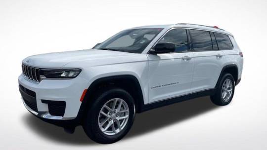 2023 Jeep Grand Cherokee Laredo — SUV — 24,609 mi — Fall River, MA