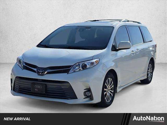 2020 Toyota Sienna XLE — Minivan — 81,942 mi — Plano, TX