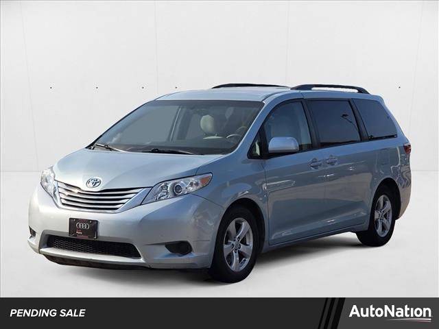 2015 Toyota Sienna LE — Minivan — 94,256 mi — Plano, TX