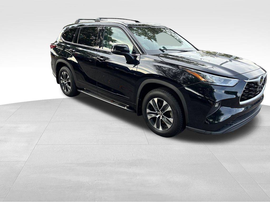 2020 Toyota Highlander XLE — SUV — 111,201 mi — Franklin, TN