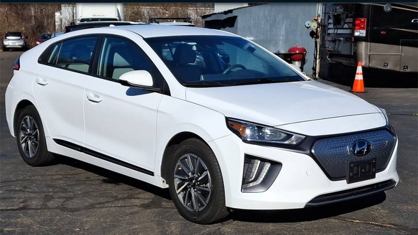 2021 Hyundai Ioniq Electric SE — Hatchback — 15,799 mi — Old Saybrook, CT
