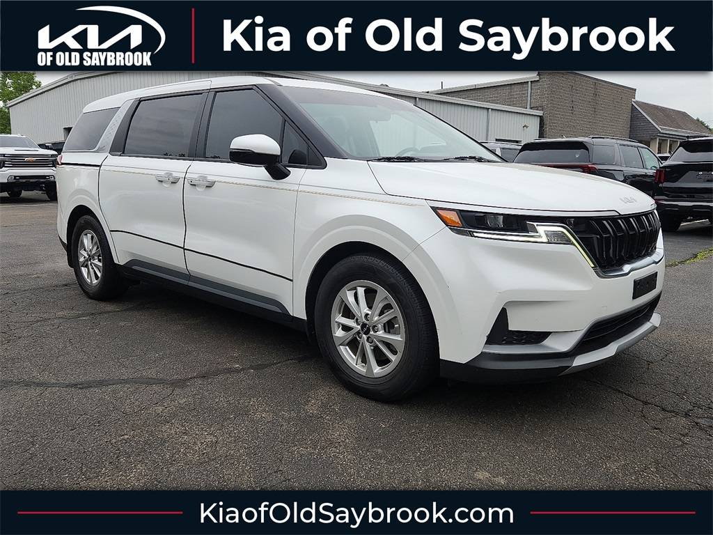 2022 Kia Carnival LX — Minivan — 43,491 mi — Old Saybrook, CT
