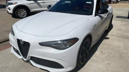 2022 Alfa Romeo Giulia Veloce — Sedan — 17,405 mi — Boaz, AL