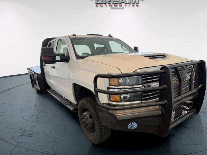 2017 Chevrolet Silverado 3500HD Chassis Cab WT — Chassis Cab Truck — 130,984 mi — Kansas City, KS