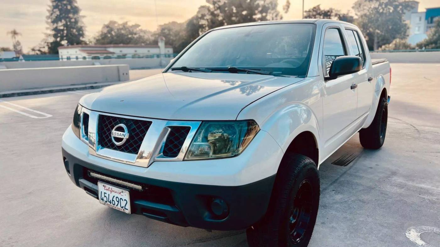 2016 Nissan Frontier S — Pickup Truck — 94,636 mi — Fullerton, CA
