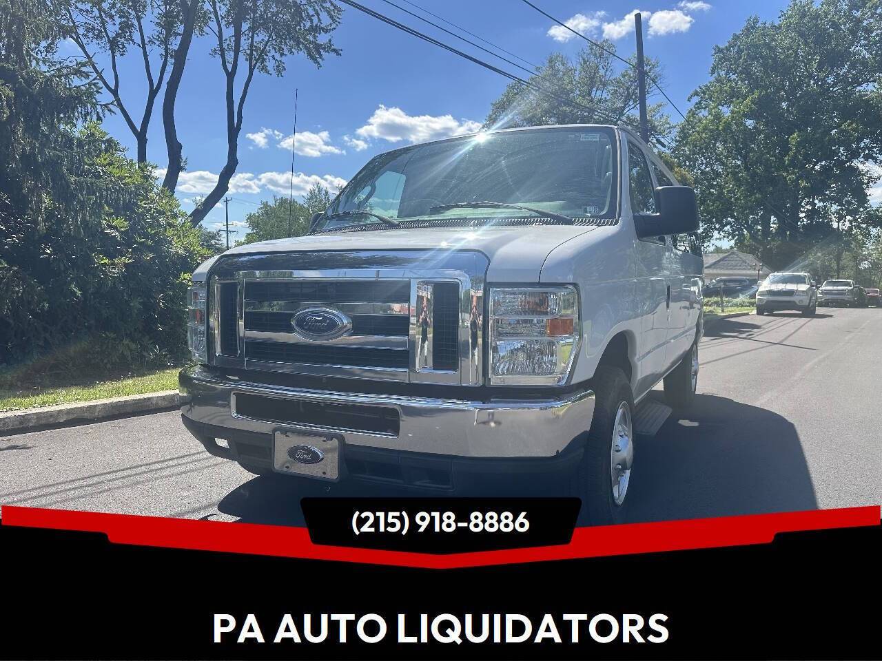 2013 Ford Econoline Wagon E-350 Super Duty XL