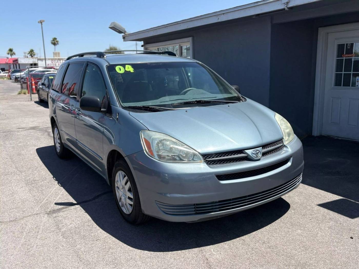2004 Toyota Sienna LE — Minivan — 97,698 mi — Las Vegas, NV