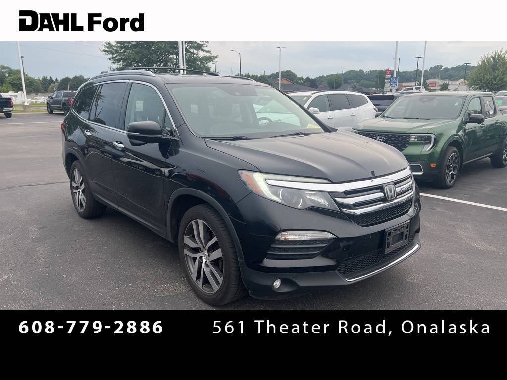 2017 Honda Pilot Touring — SUV — 196,652 mi — Onalaska, WI