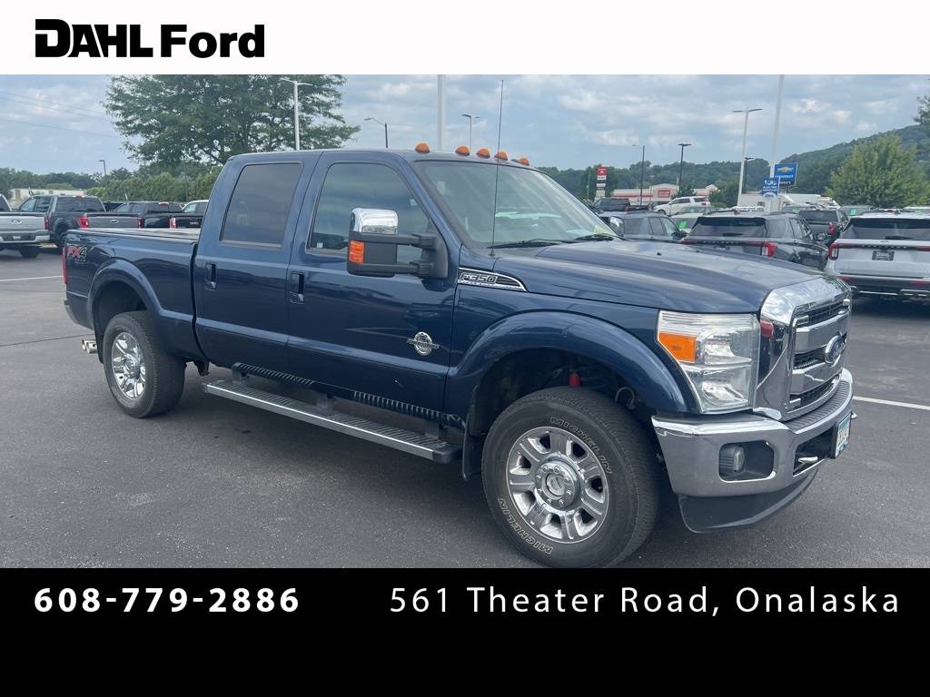 2016 Ford Super Duty F-350 Lariat — Pickup Truck — 121,883 mi — Onalaska, WI