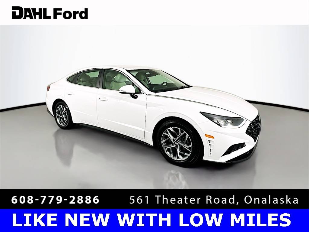 2023 Hyundai Sonata SEL — Sedan — 20,945 mi — Onalaska, WI