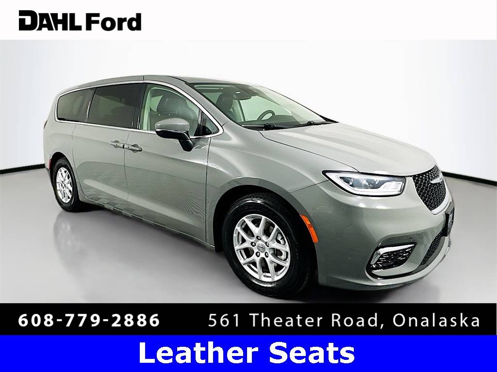 2023 Chrysler Pacifica Touring L — Minivan — 56,579 mi — Onalaska, WI