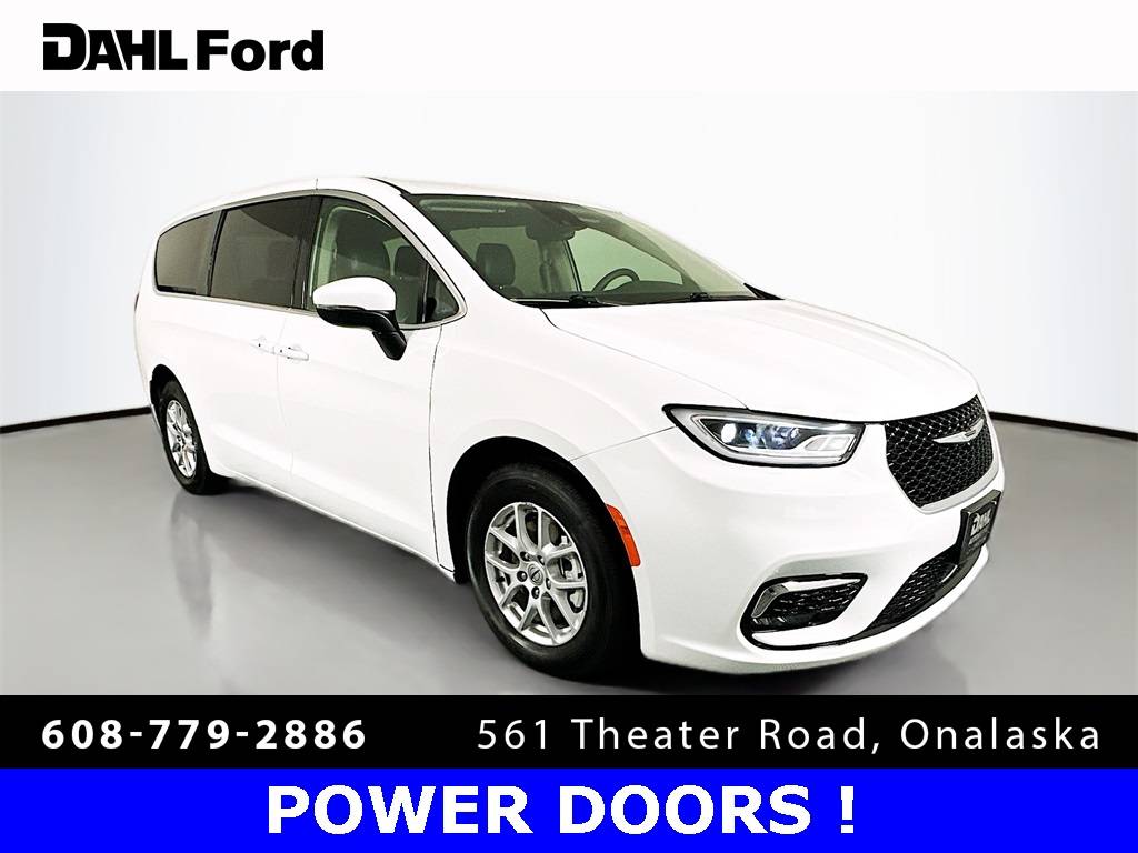 2023 Chrysler Pacifica Touring L — Minivan — 57,874 mi — Onalaska, WI