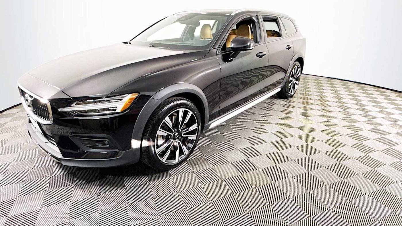 2021 Volvo V60 Cross Country T5 — Wagon — 73,263 mi — Toms River, NJ