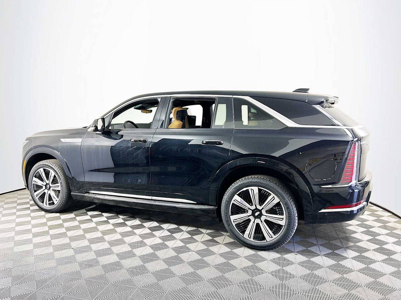 2025 Cadillac Escalade IQ Luxury 2 — SUV — 1,506 mi — Toms River, NJ