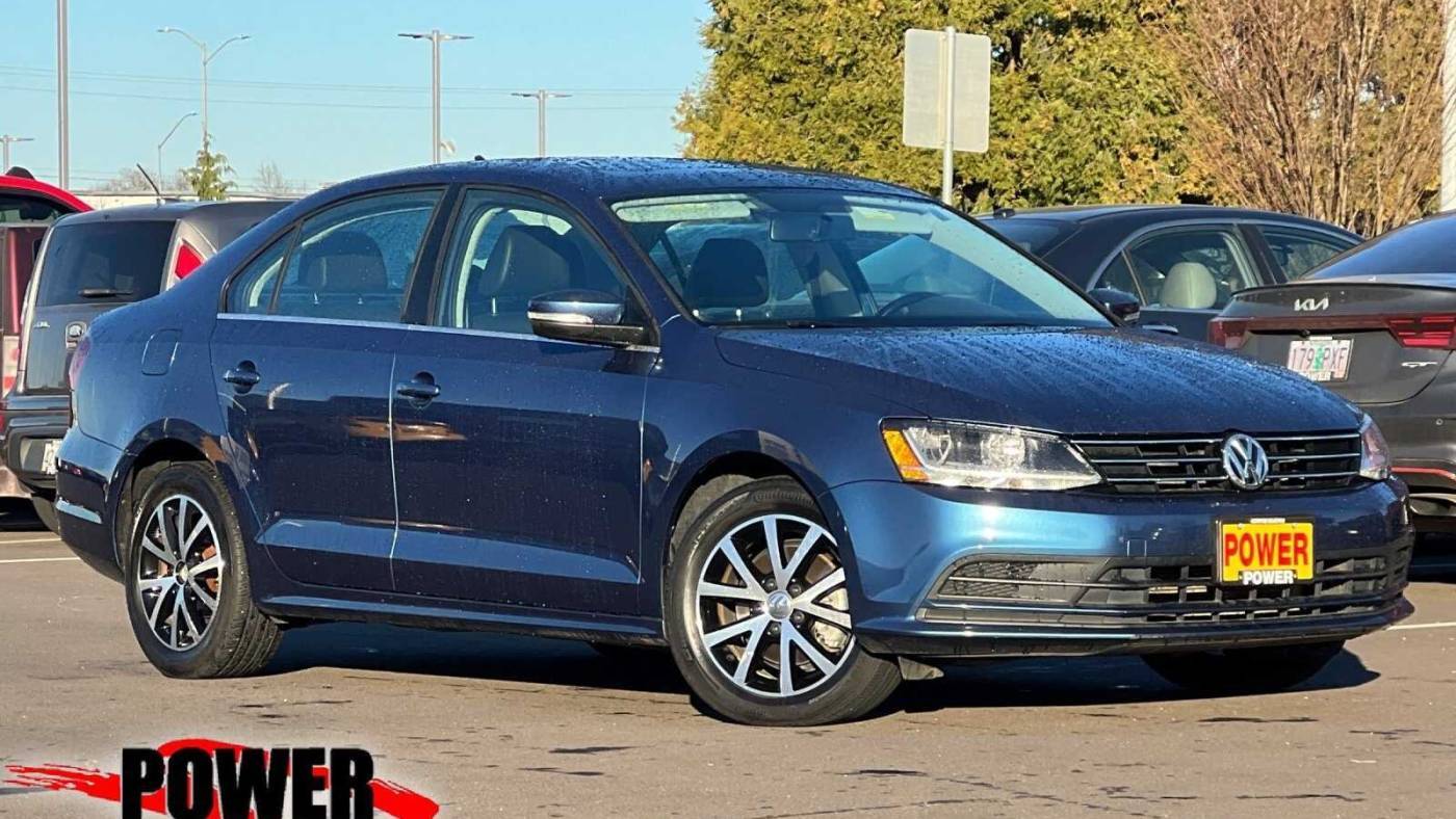 2017 Volkswagen Jetta 1.4T SE — Sedan — 73,706 mi — Salem, OR