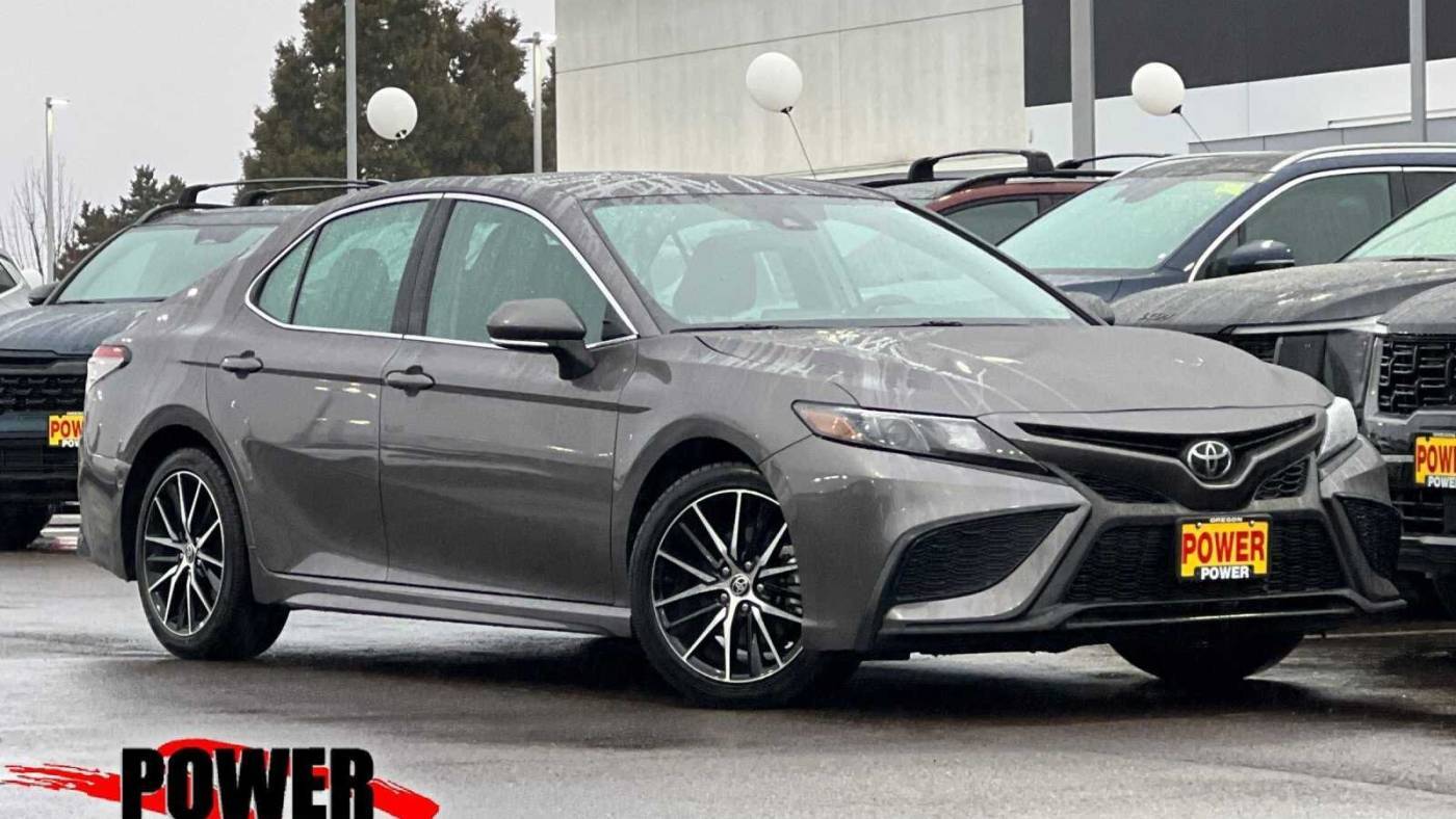 2023 Toyota Camry SE — Sedan — 23,037 mi — Salem, OR