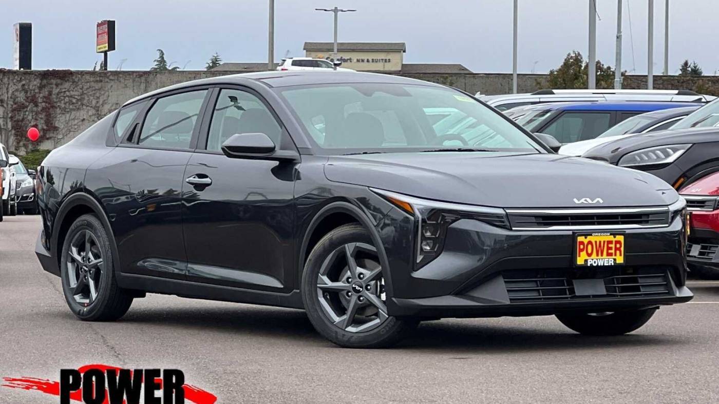 2025 Kia K4 LXS — Sedan — 7,765 mi — Salem, OR