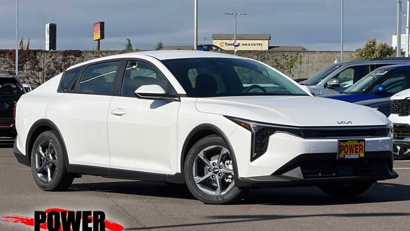 2025 Kia K4 LXS — Sedan — 653 mi — Salem, OR