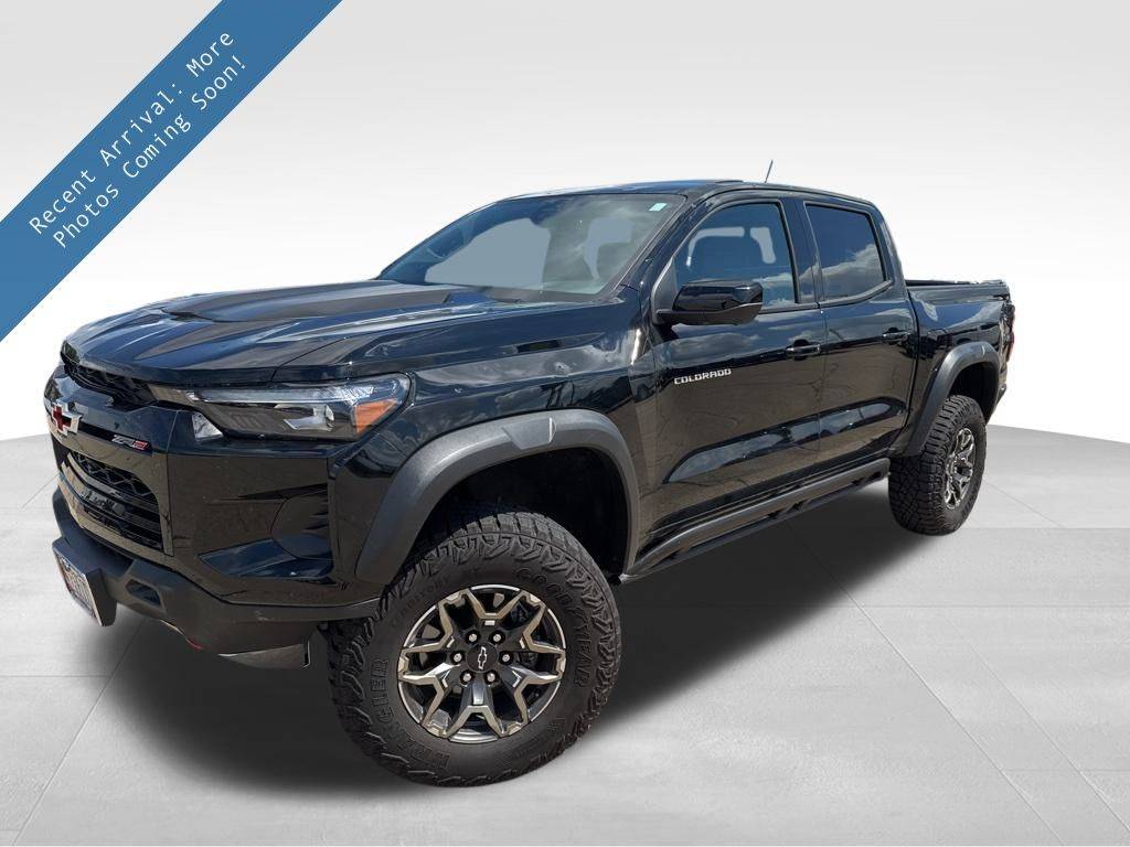 2024 Chevrolet Colorado ZR2 — Pickup Truck — 10,941 mi — Dubuque, IA