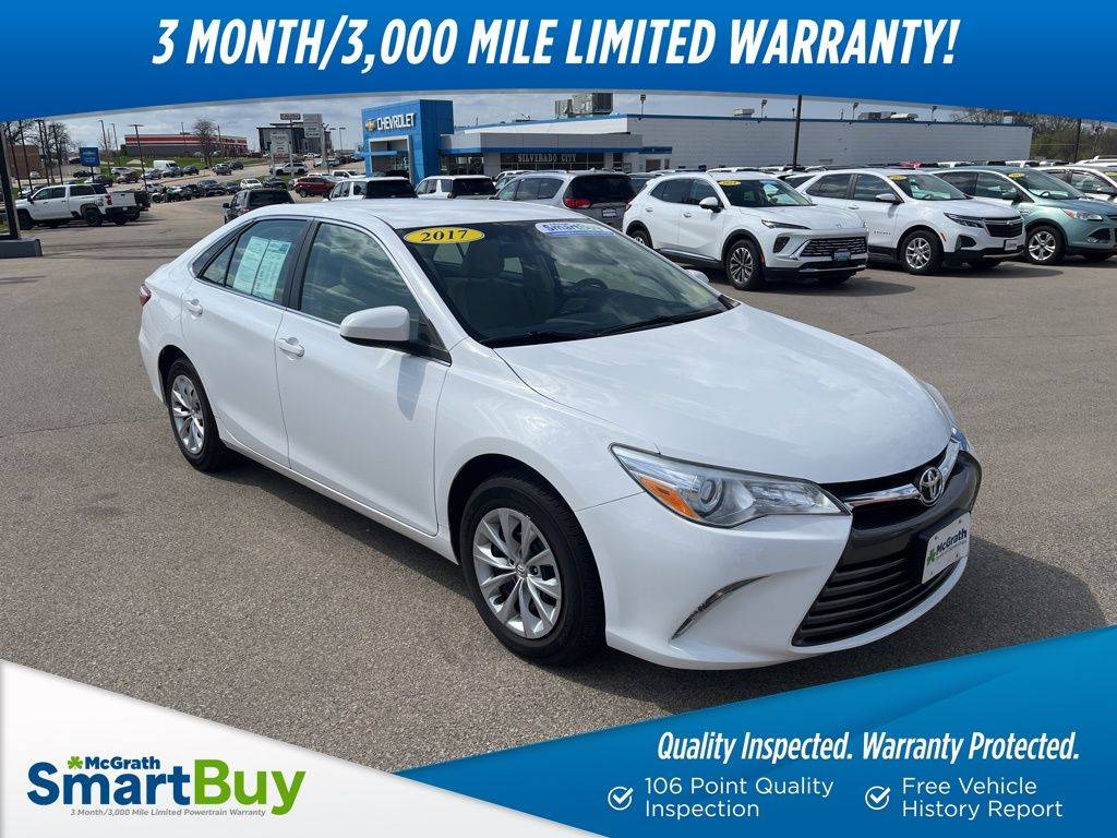 2017 Toyota Camry XLE — Sedan — 37,815 mi — Dubuque, IA
