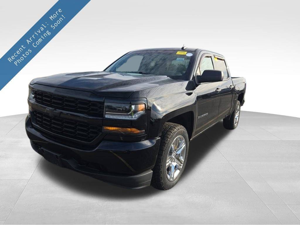 2018 Chevrolet Silverado 1500 Custom — Pickup Truck — 63,936 mi — Dubuque, IA
