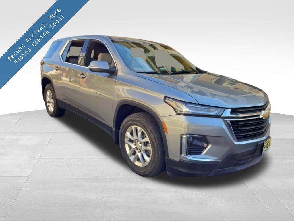 2023 Chevrolet Traverse LS — SUV — 43,148 mi — Dubuque, IA