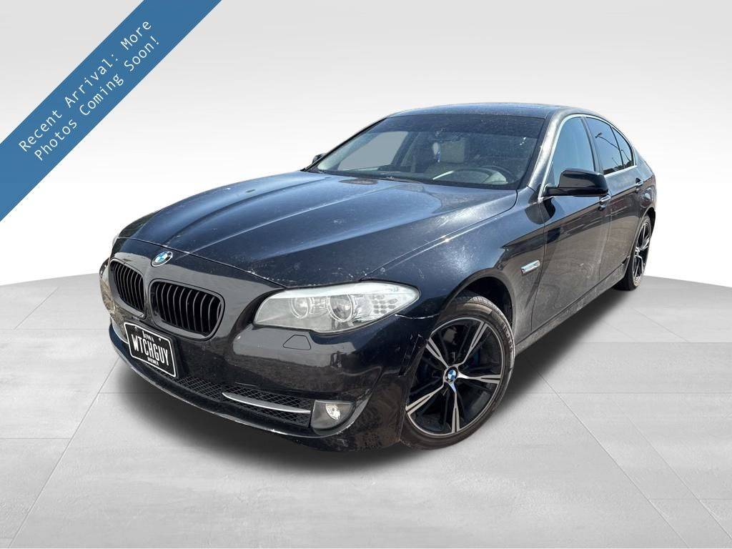 2013 BMW 5 Series 528i — Sedan — 89,561 mi — Dubuque, IA