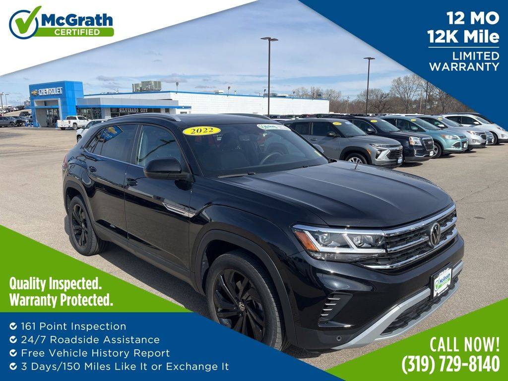 2022 Volkswagen Atlas Cross Sport SE with Technology — SUV — 18,137 mi — Dubuque, IA