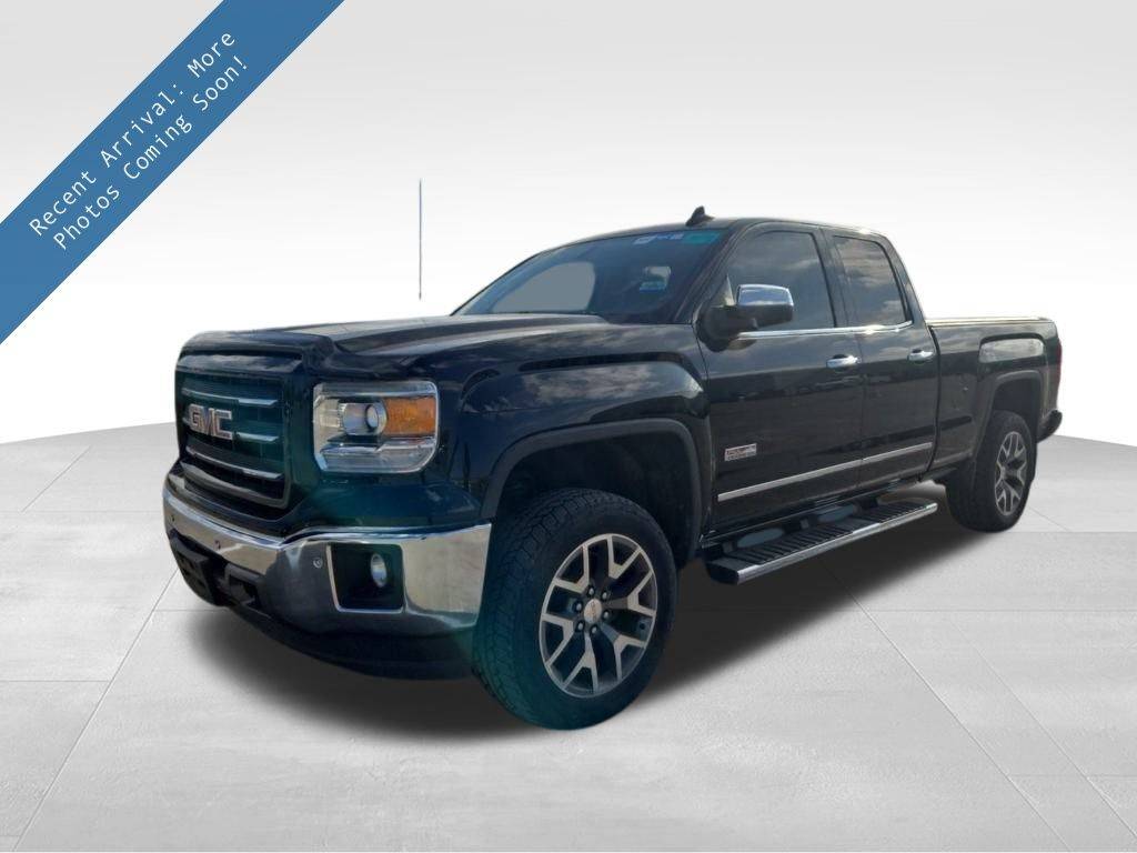 2015 GMC Sierra 1500 SLT — Pickup Truck — 87,686 mi — Dubuque, IA