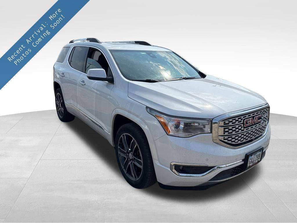 2017 GMC Acadia Denali — SUV — 168,587 mi — Dubuque, IA