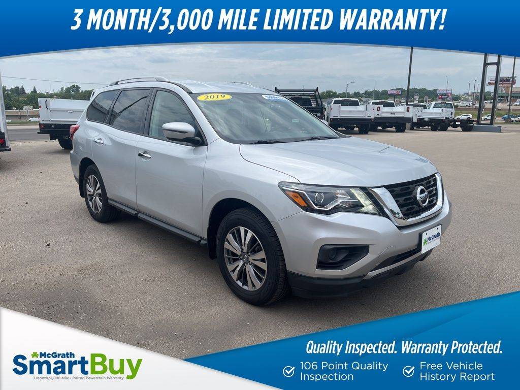 2019 Nissan Pathfinder S — SUV — 32,599 mi — Dubuque, IA