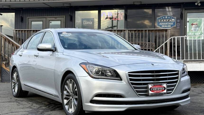 2015 Hyundai Genesis 3.8 — Sedan — 34,530 mi — Fairfax, VA