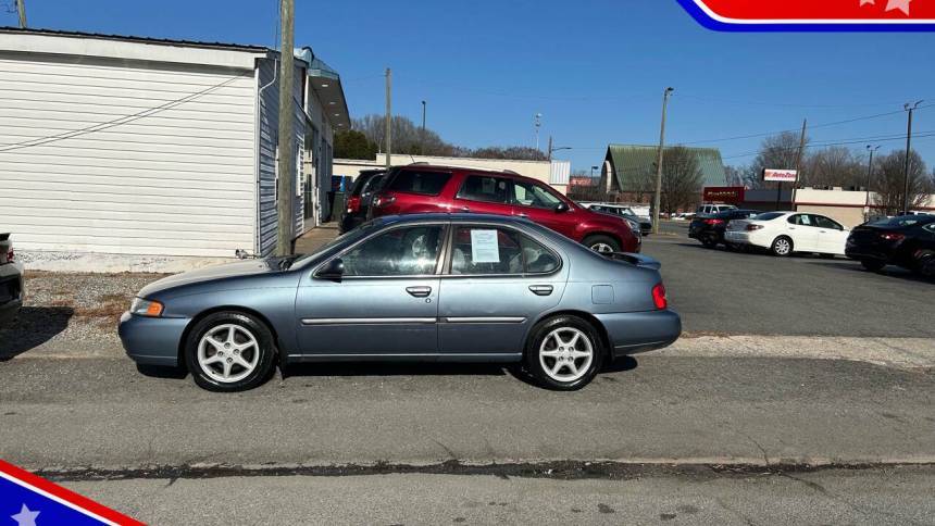 2000 Nissan Altima XE — Sedan — 219,233 mi — Lexington, NC