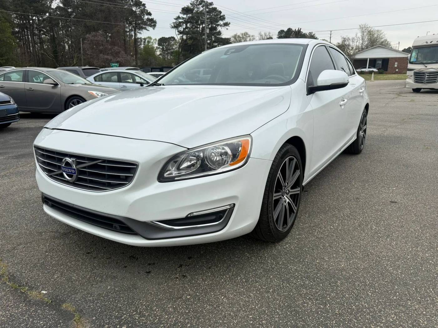 2018 Volvo S60 Inscription — Sedan — 88,540 mi — Fuquay-Varina, NC