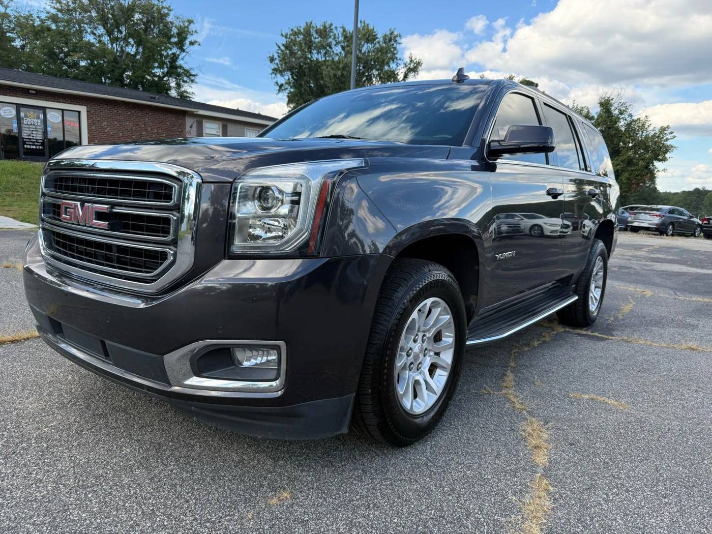 2017 GMC Yukon SLT — SUV — 139,310 mi — Fuquay-Varina, NC