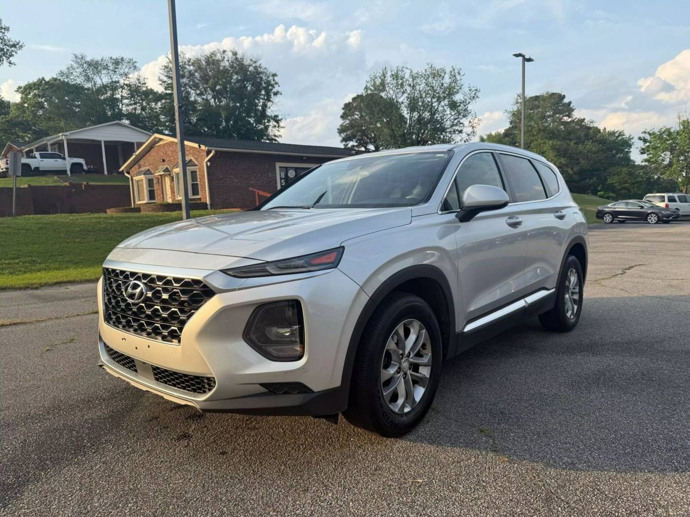 2019 Hyundai Santa Fe SE — SUV — 118,825 mi — Fuquay-Varina, NC