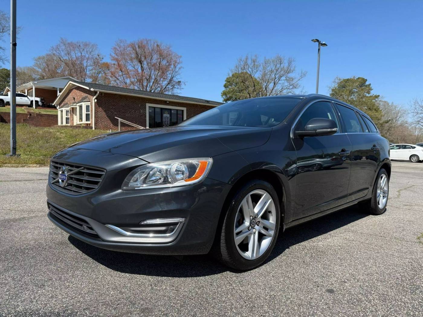 2015 Volvo V60 T5 Drive-E Premier — Wagon — 96,310 mi — Fuquay-Varina, NC