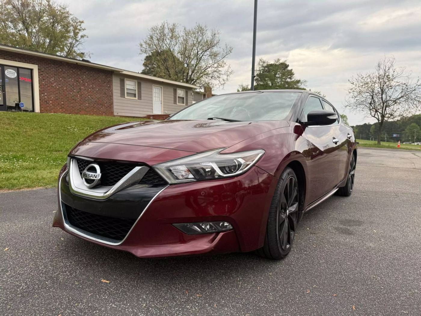 2017 Nissan Maxima SR — Sedan — 110,795 mi — Fuquay-Varina, NC