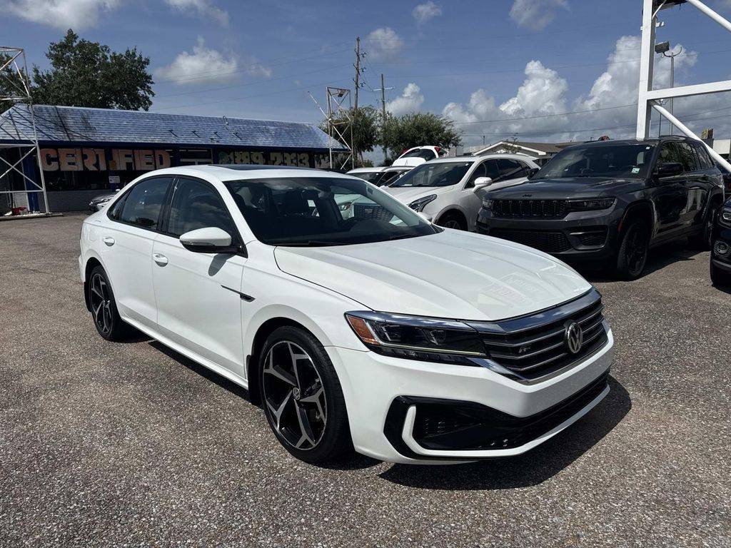2020 Volkswagen Passat R-Line