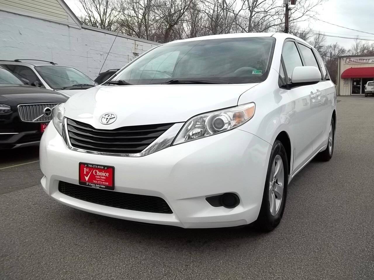 2012 Toyota Sienna LE — Minivan — 69,648 mi — Fairfax, VA