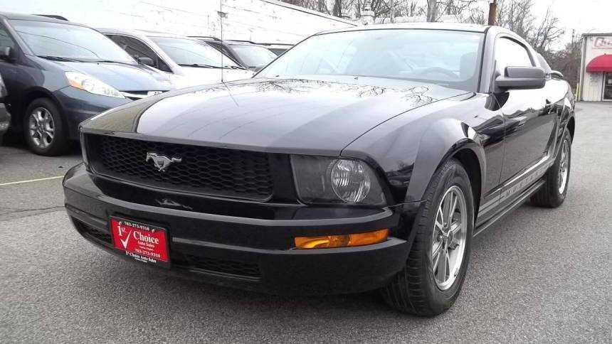 2005 Ford Mustang Deluxe — Coupe — 40,511 mi — Fairfax, VA