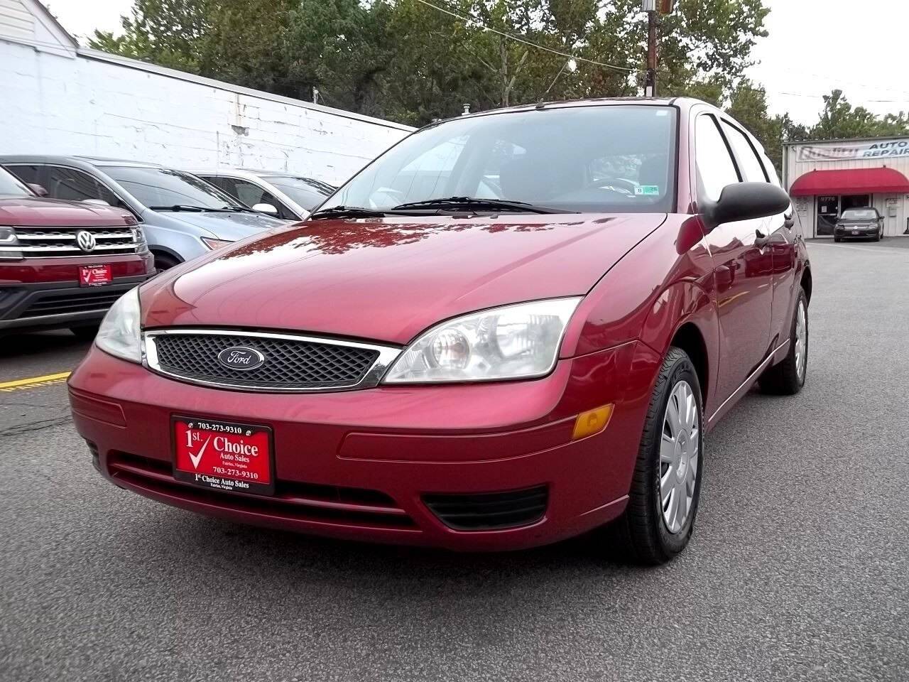 2005 Ford Focus S — Sedan — 25,152 mi — Fairfax, VA